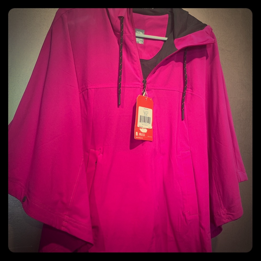 NEW Fuchsia color Northface poncho!
